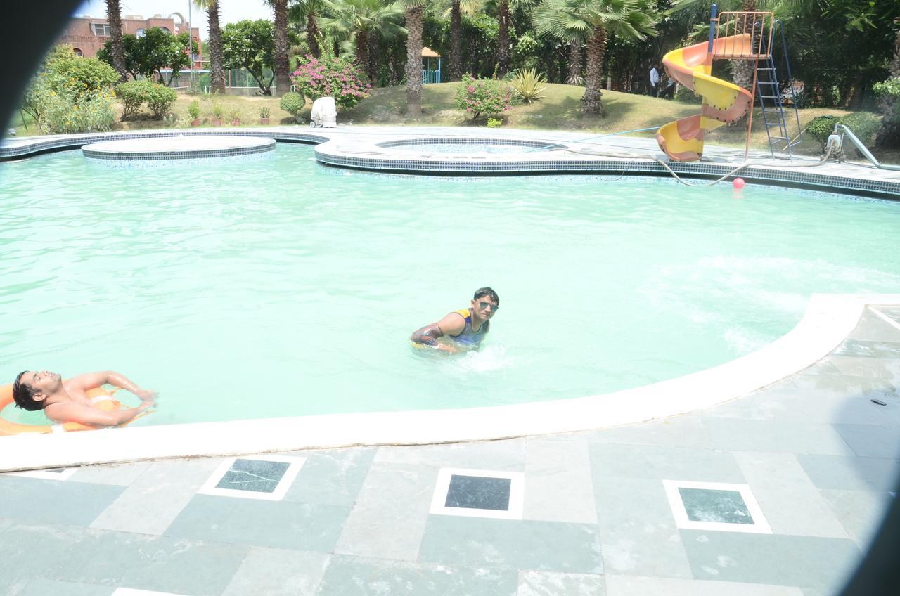 Magsons Resorts Kosi Bagian luar foto